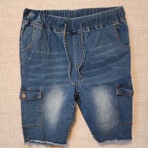 Plus Flap Pocket Tie Front Denim Shorts